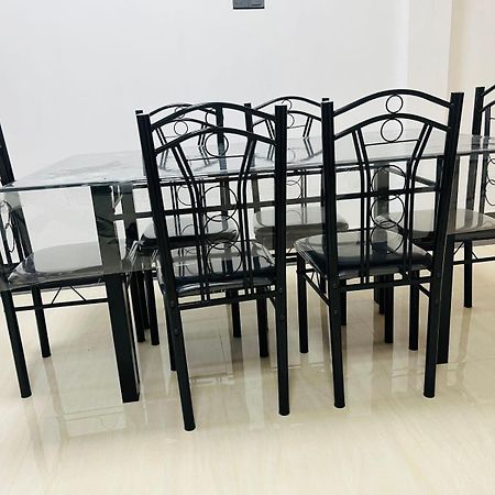 J & J Homestay Jaffna Ngoại thất bức ảnh